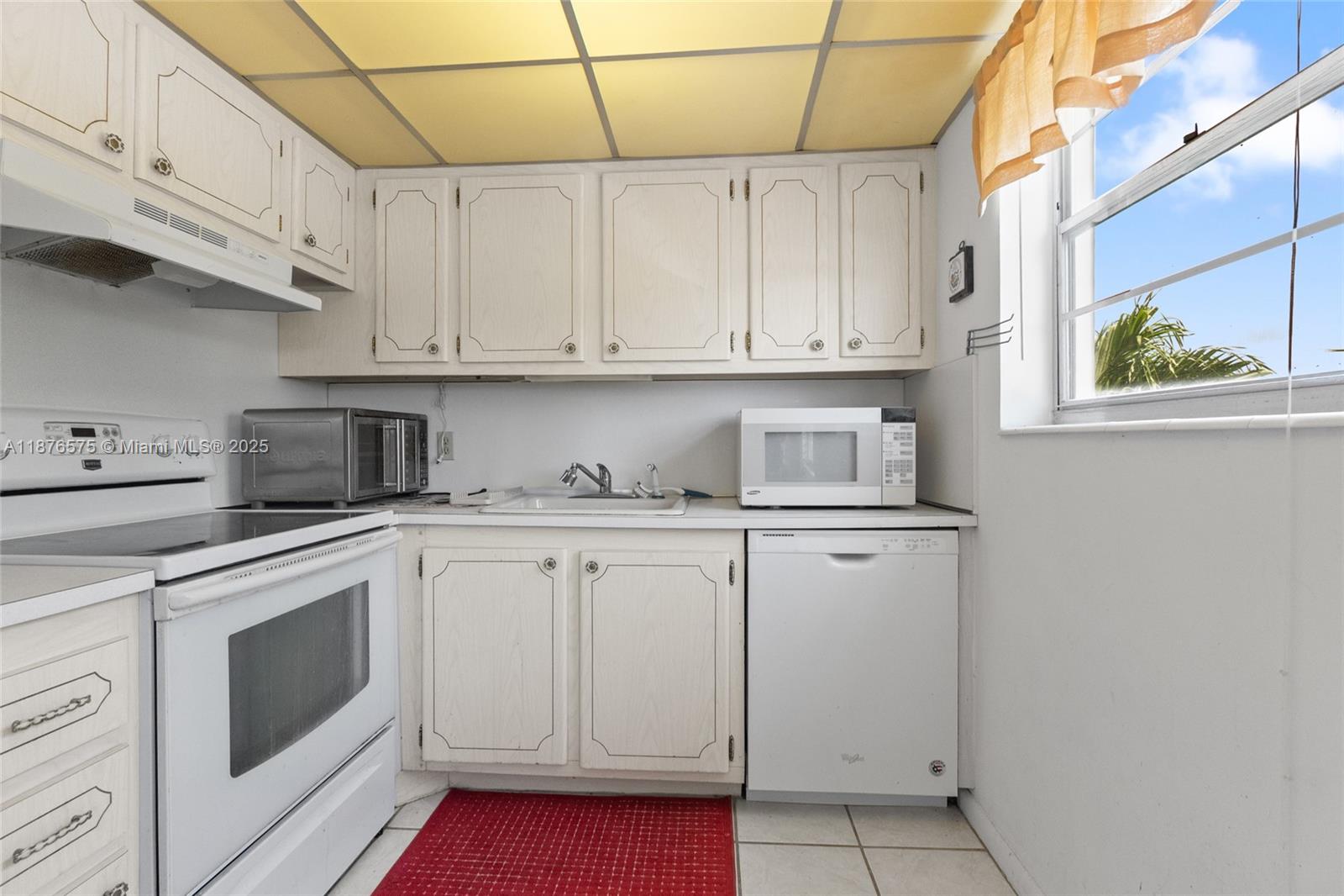 MARKHAM T CONDO - Residential Lease