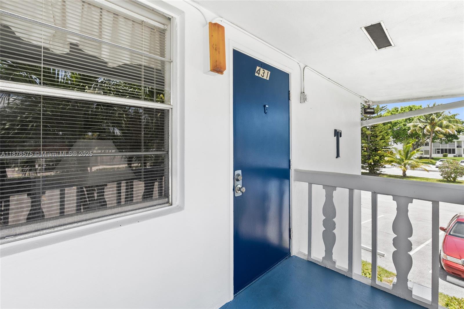 MARKHAM T CONDO - Residential Lease