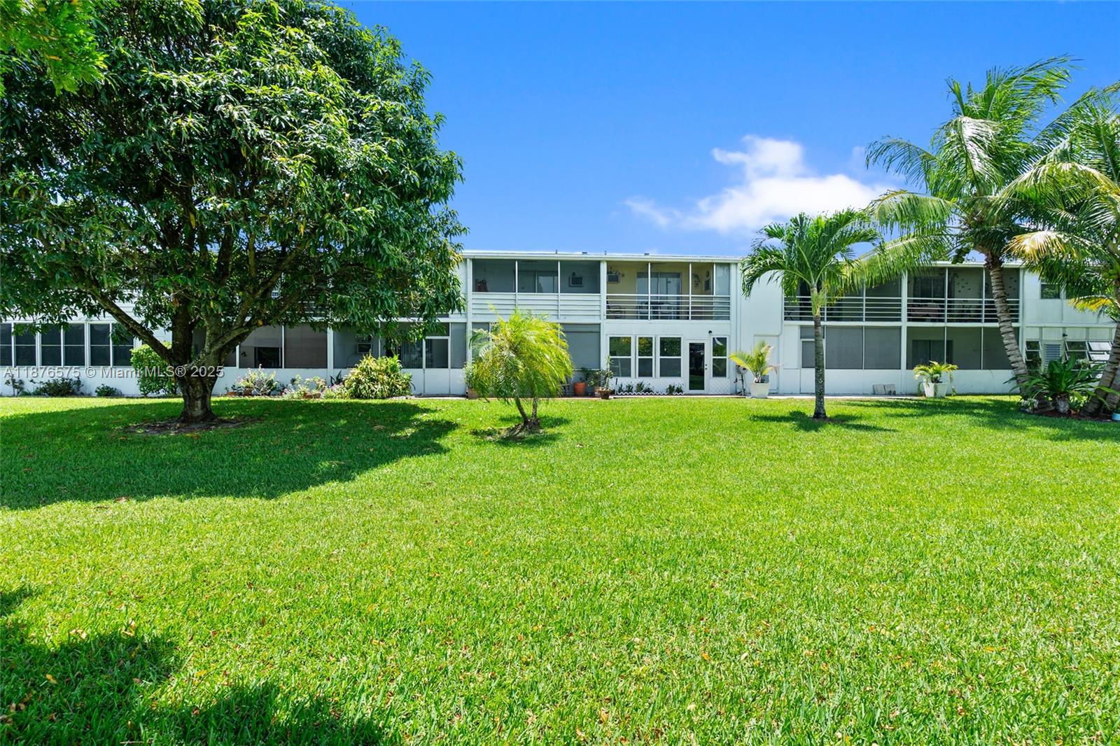 MARKHAM T CONDO - Residential Lease