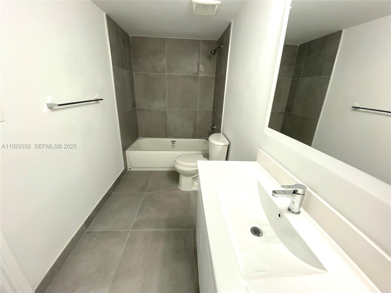 SANDORAL CONDO PH I - Residential Lease