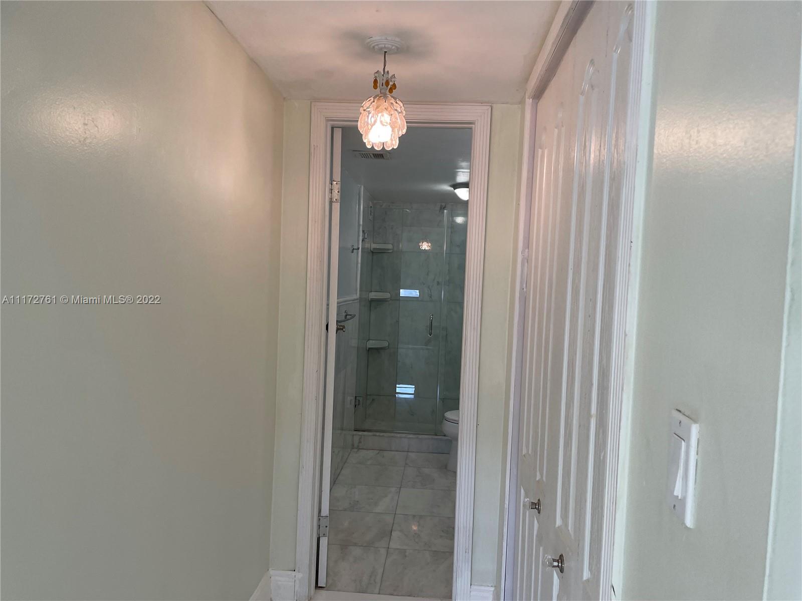 STRATFORD HOUSE CONDO - Residential