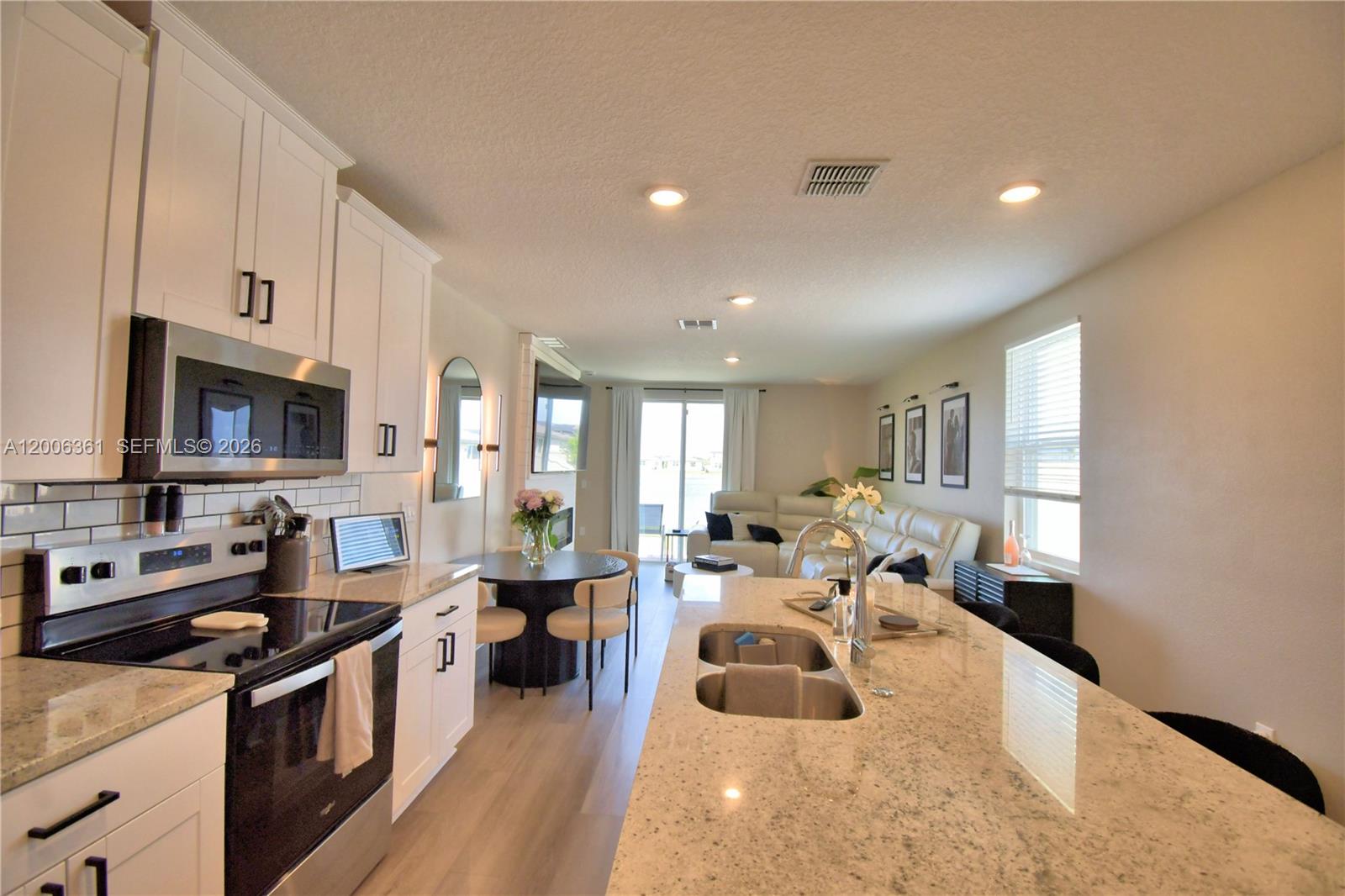 LAKE DEER ESTATES - Residential