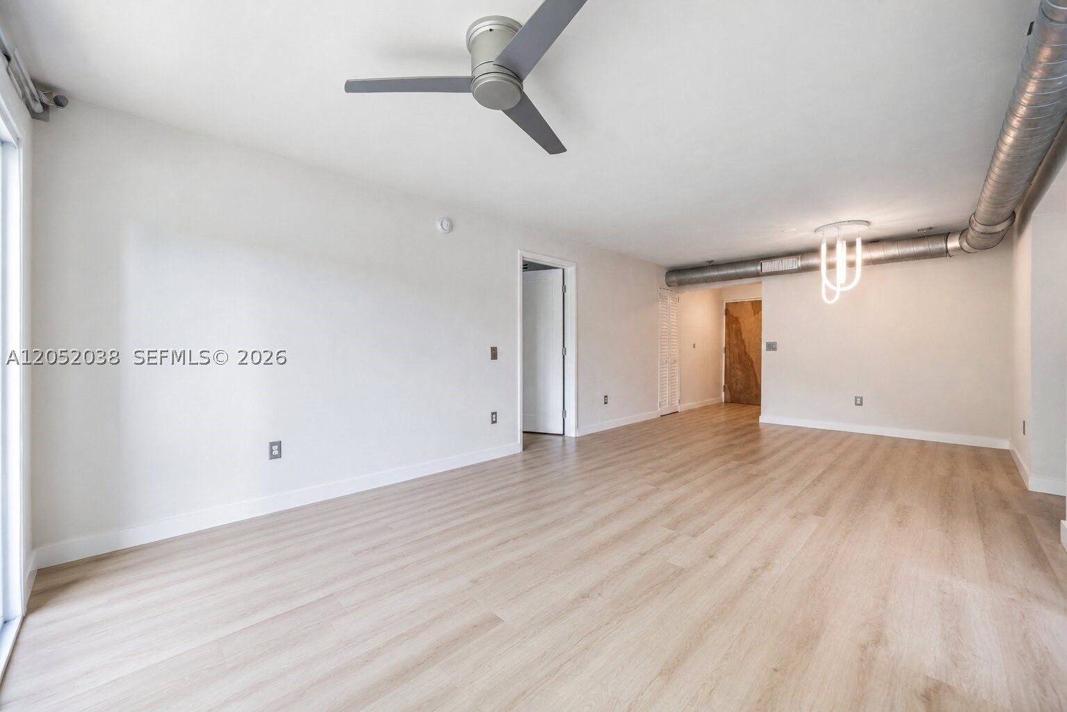 1900 Meridian Ave 204