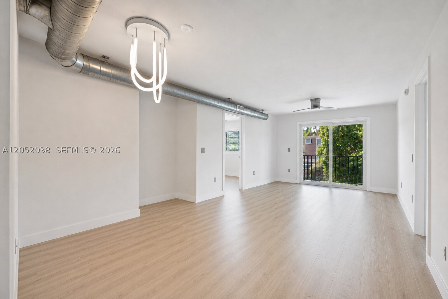1900 Meridian Ave 204