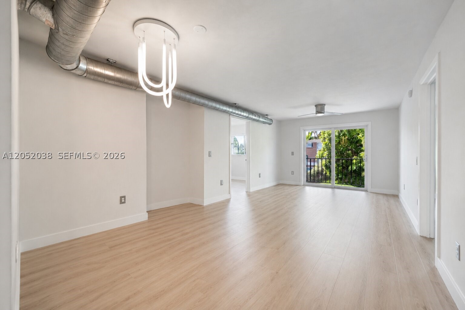 1900 Meridian Ave 204