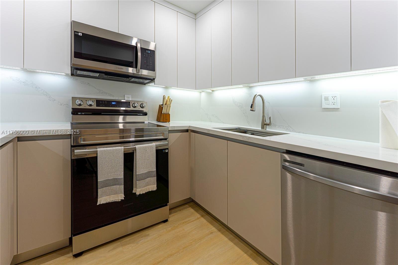 SEA AIR TOWERS CONDO - Residential Lease