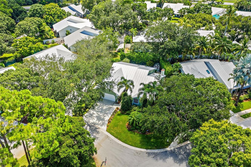 Photo of 221 W Colony Way W, Jupiter, FL 33458 (MLS # A11848810)