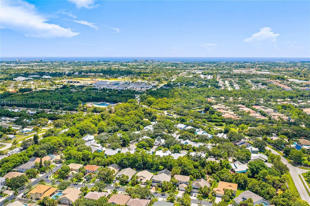 Photo of 221 W Colony Way W, Jupiter, FL 33458 (MLS # A11848810)