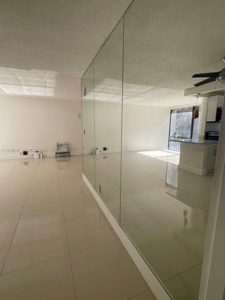 PLAZA OF AMERICAS CONDO P - Residential Lease