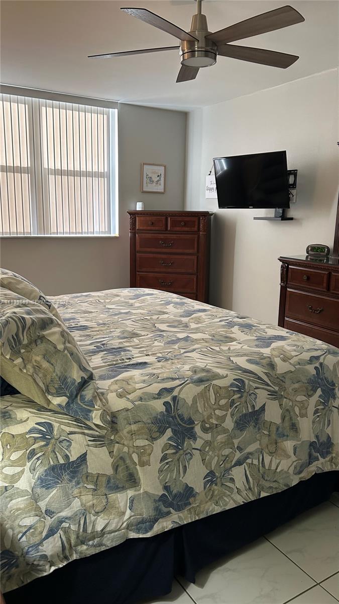 CAMBRIDGE TOWERS CONDO - Residential