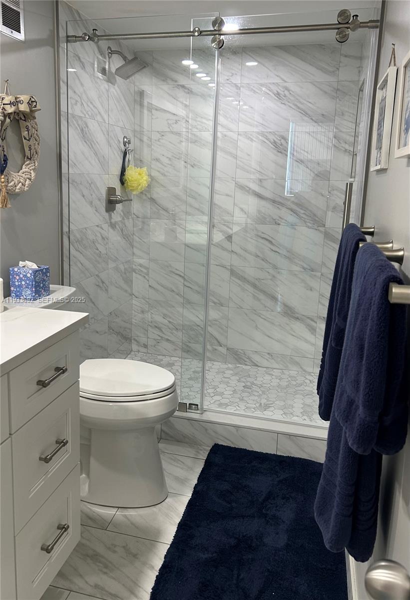 CAMBRIDGE TOWERS CONDO - Residential