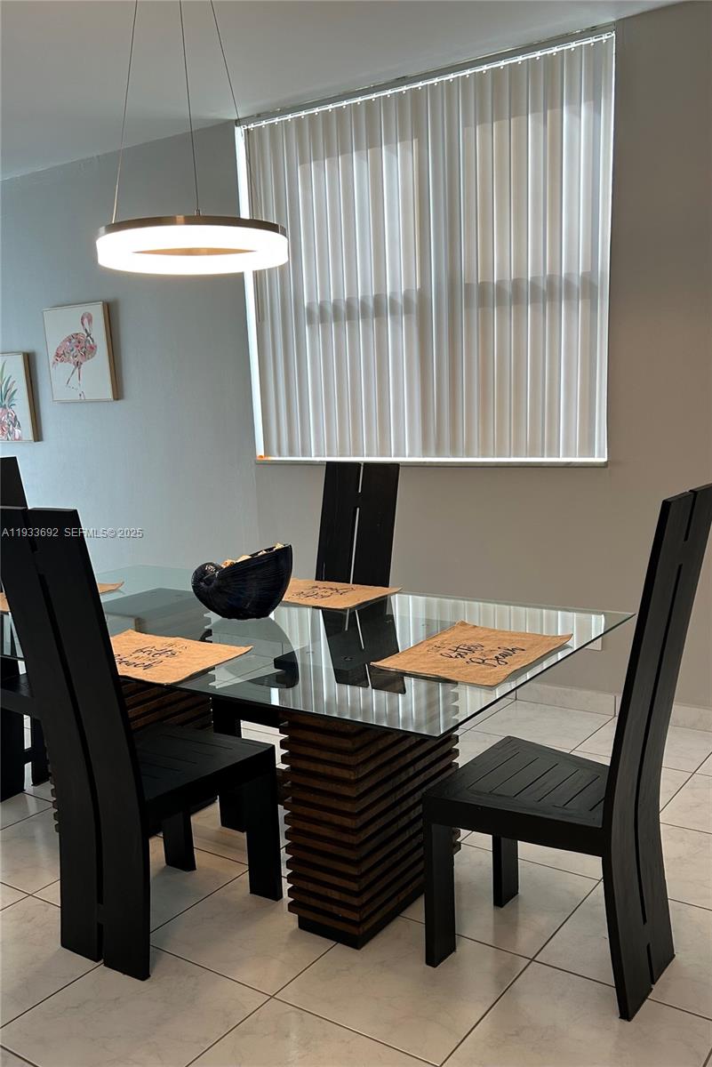 CAMBRIDGE TOWERS CONDO - Residential