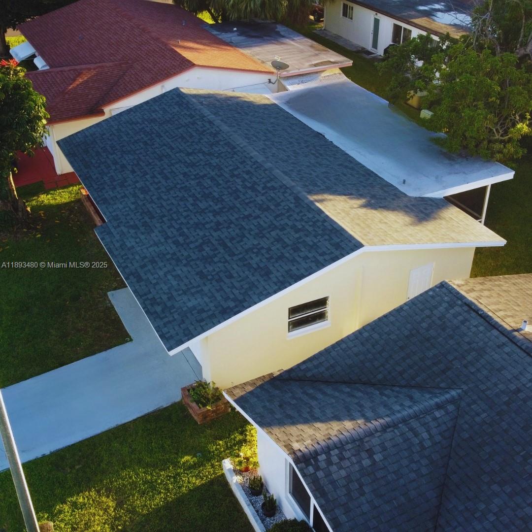 MAINLANDS OF TAMARAC LAKE - Residential