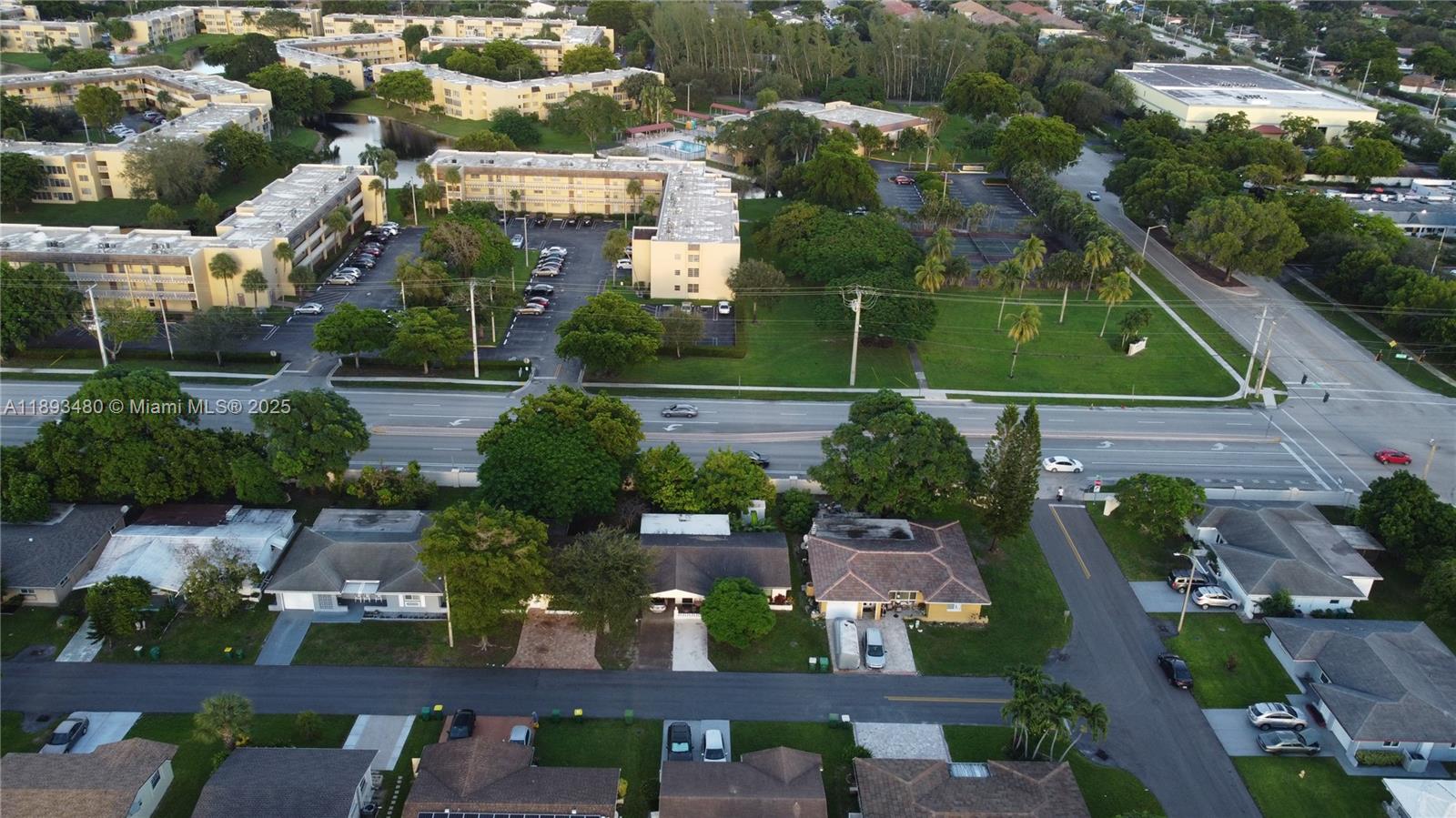 MAINLANDS OF TAMARAC LAKE - Residential