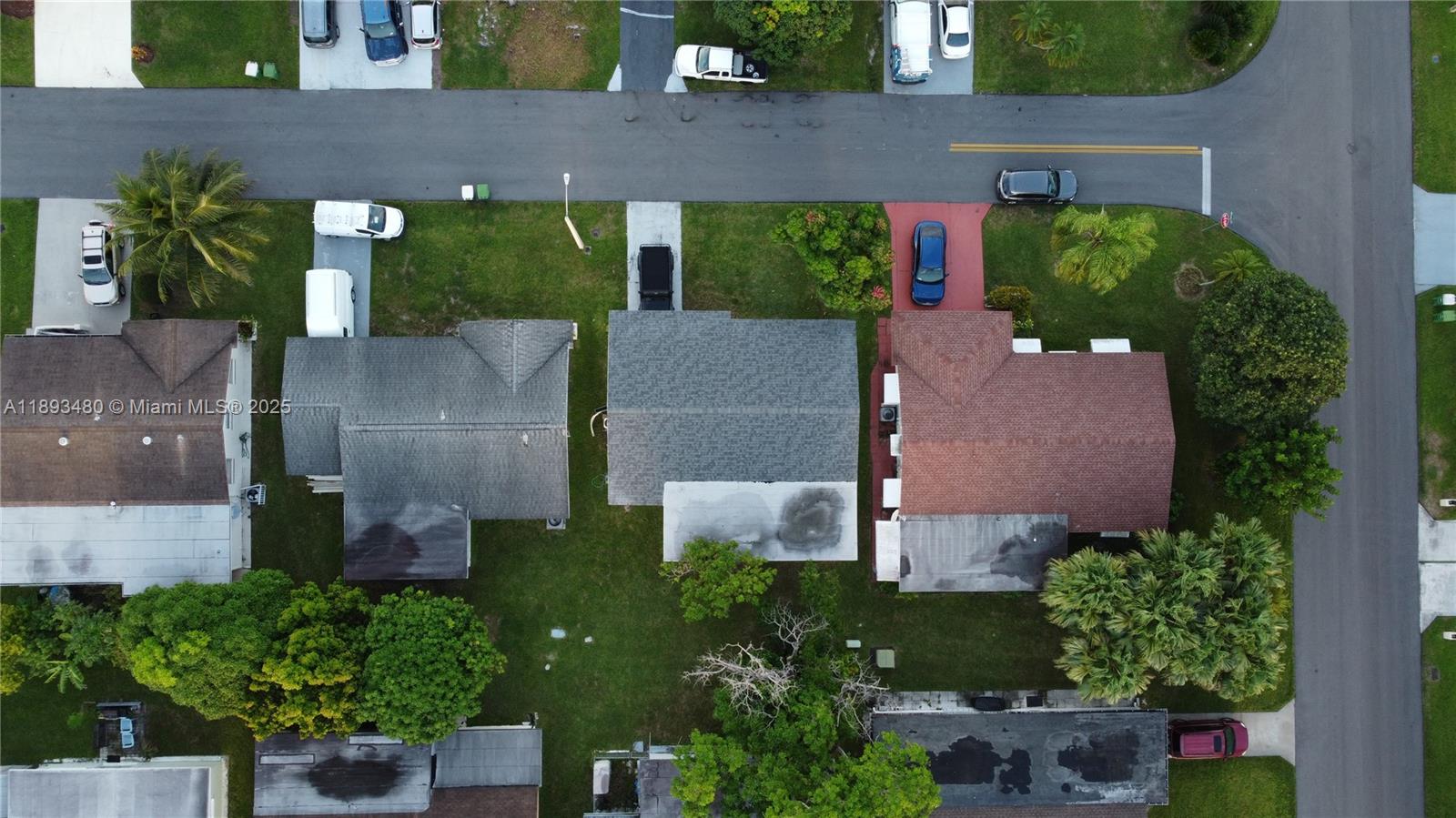 MAINLANDS OF TAMARAC LAKE - Residential