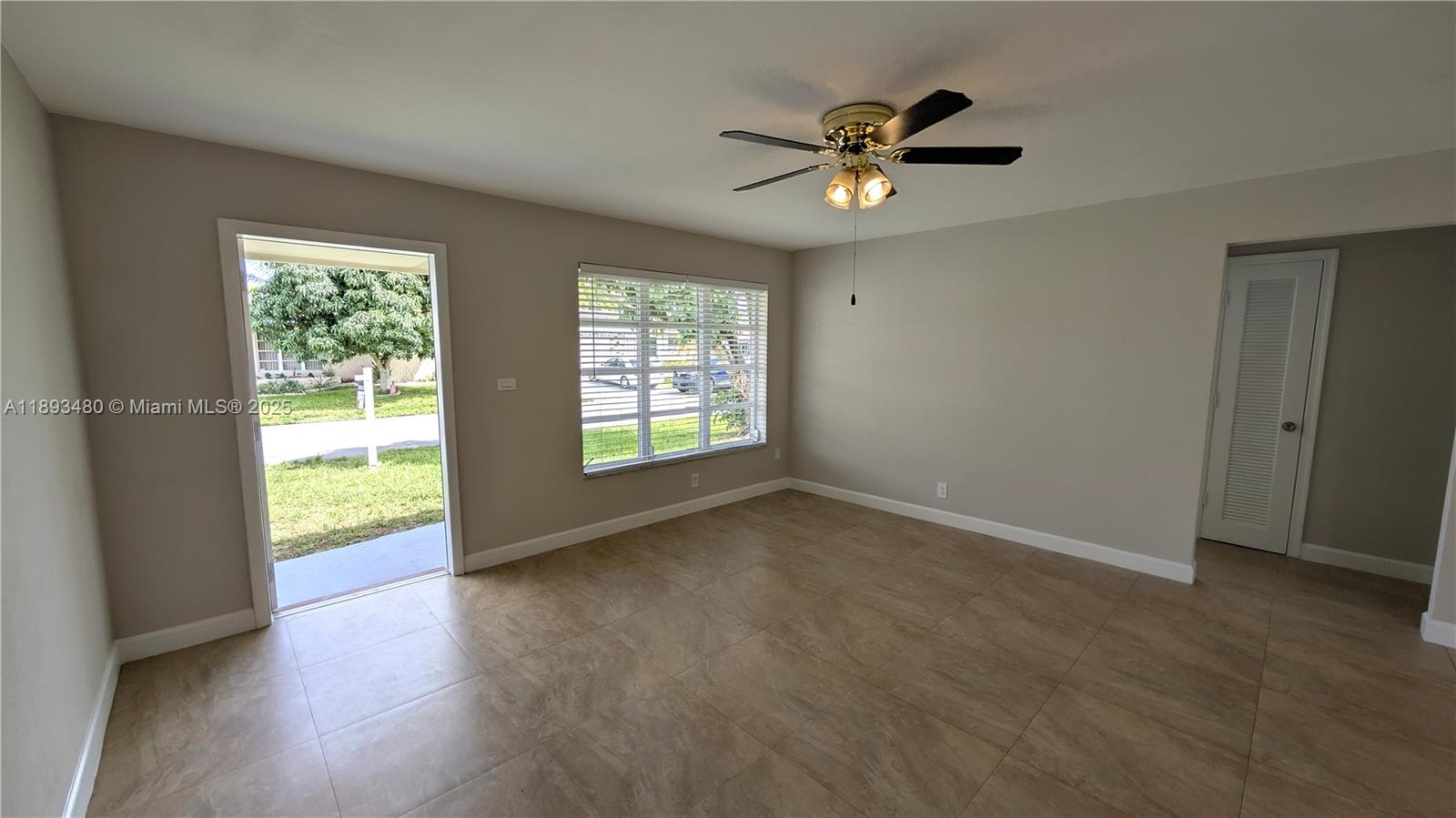 MAINLANDS OF TAMARAC LAKE - Residential