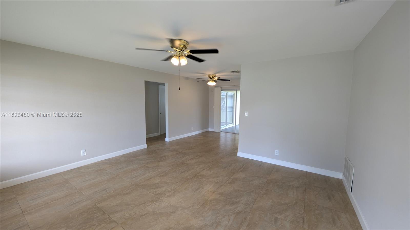 MAINLANDS OF TAMARAC LAKE - Residential