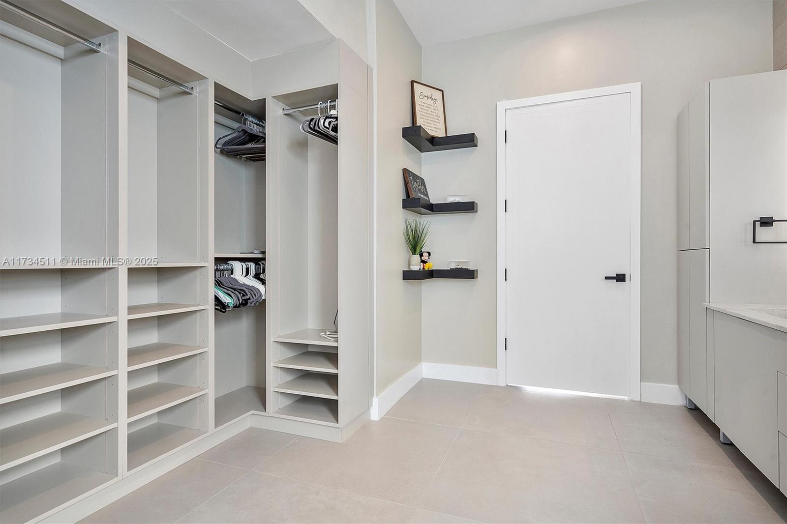 BANYAN OAKRIDGE PLAT - Residential