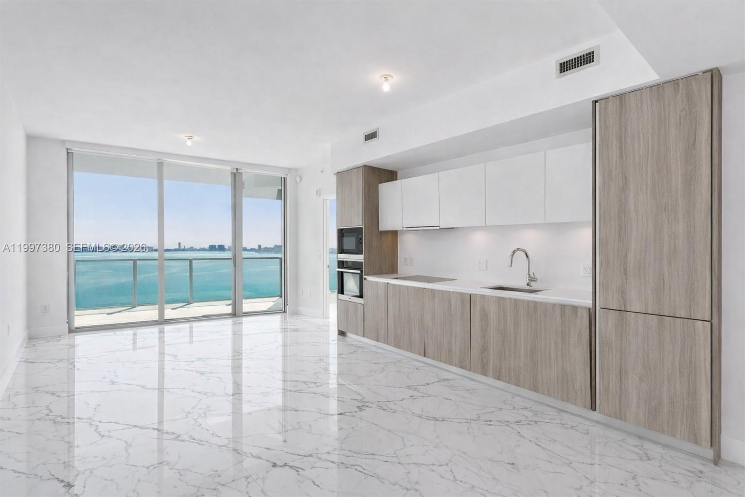 BISCAYNE BEACH CONDO - Residential Lease