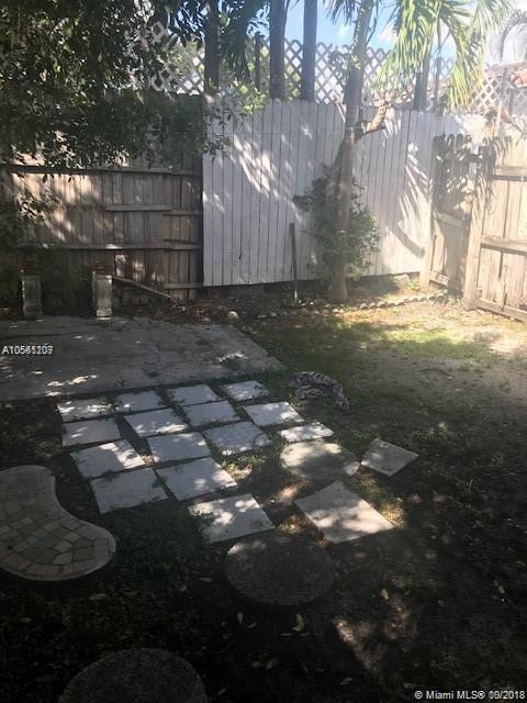 ENGLEWOOD - Residential Lease