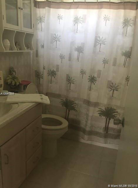 ENGLEWOOD - Residential Lease