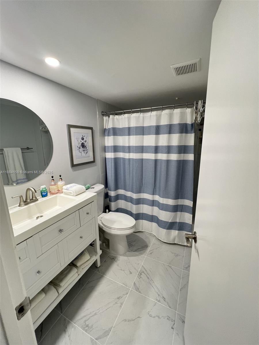 CAMBRIDGE AT CENTURY VILL - Residential