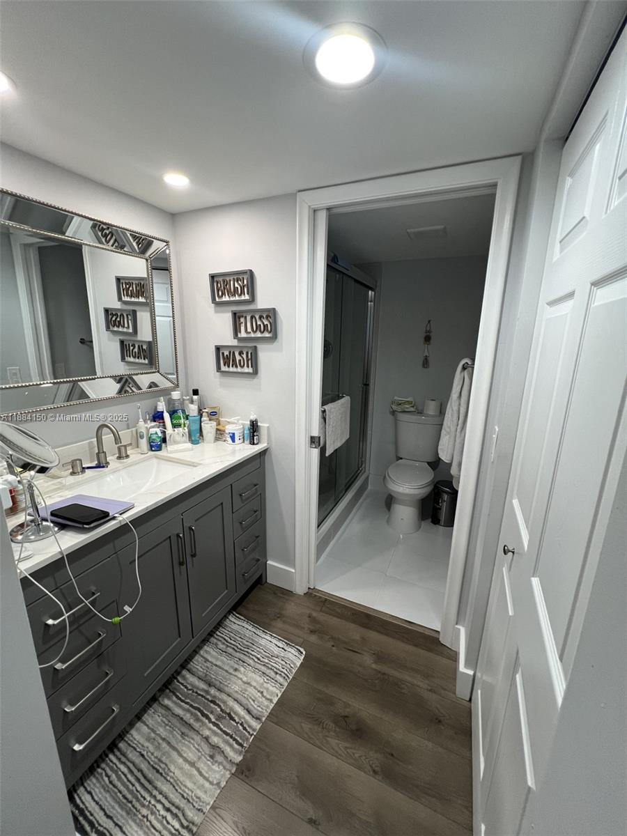 CAMBRIDGE AT CENTURY VILL - Residential