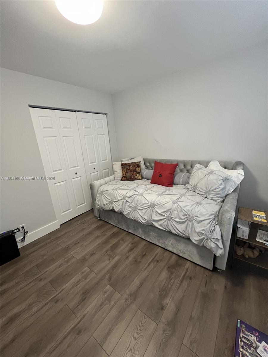 CAMBRIDGE AT CENTURY VILL - Residential