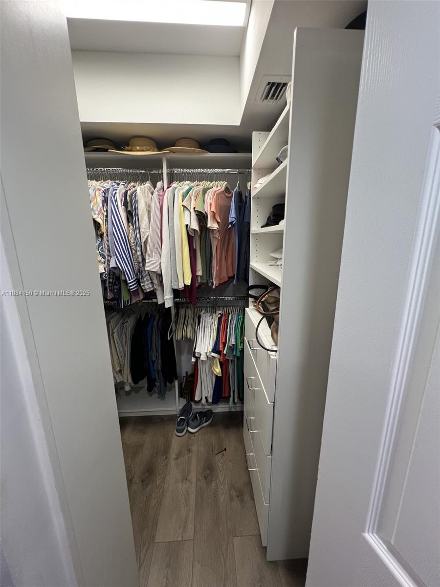 CAMBRIDGE AT CENTURY VILL - Residential