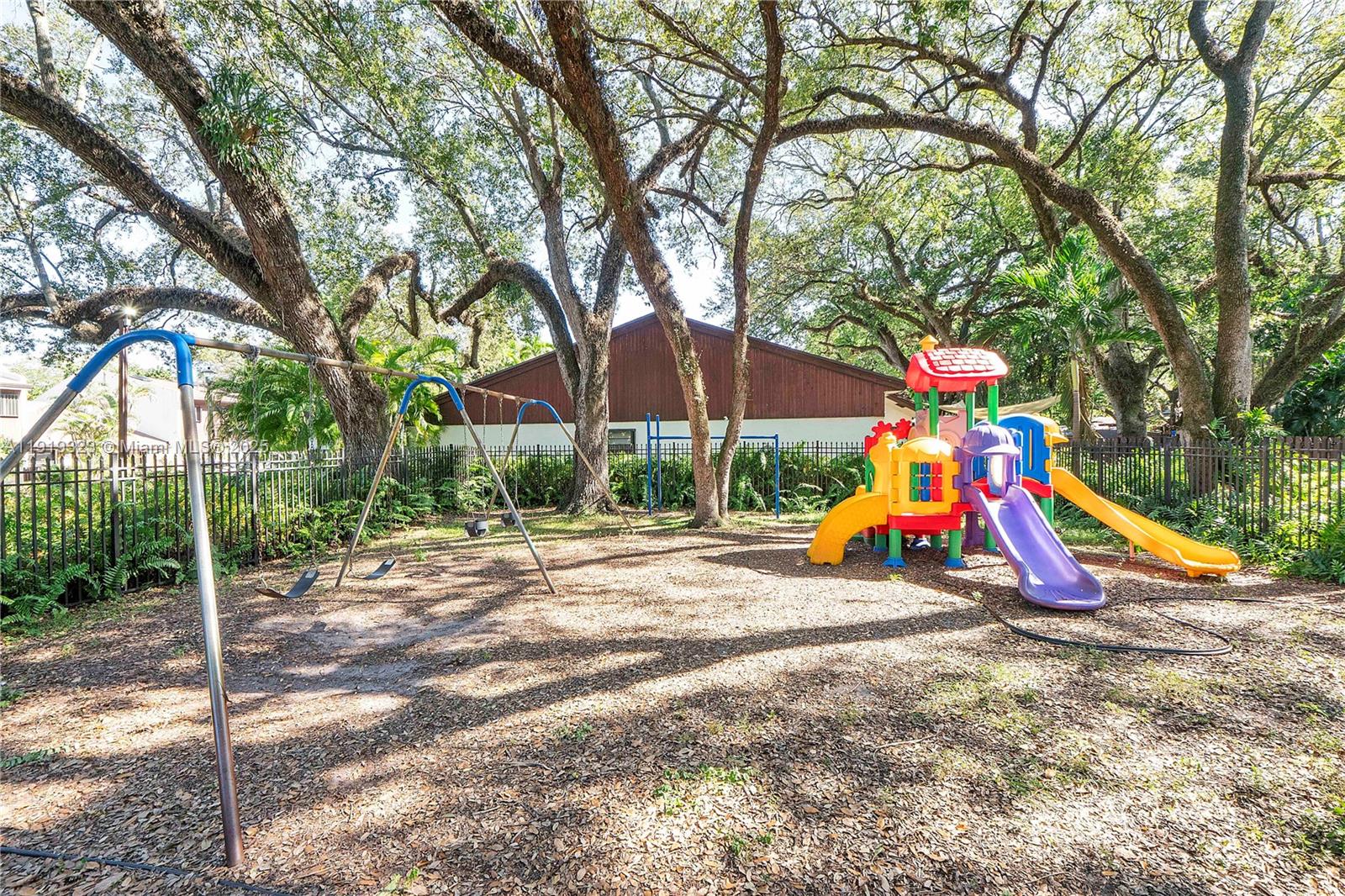 TAMERLANE - Residential