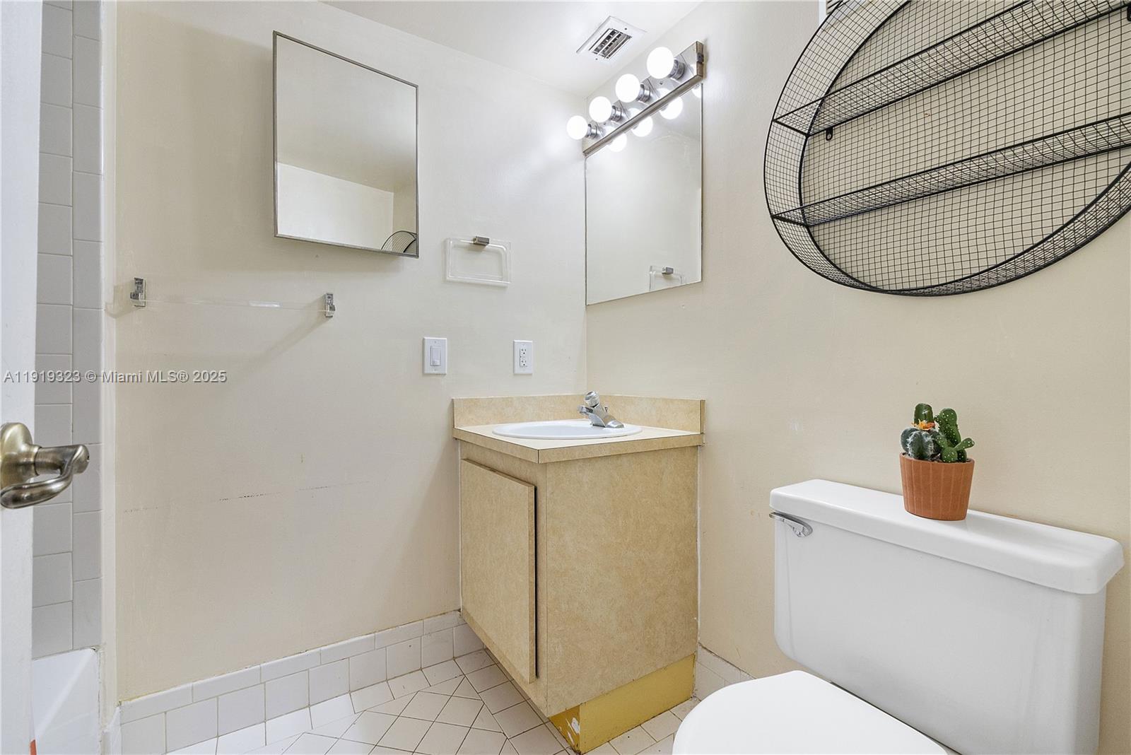 TAMERLANE - Residential