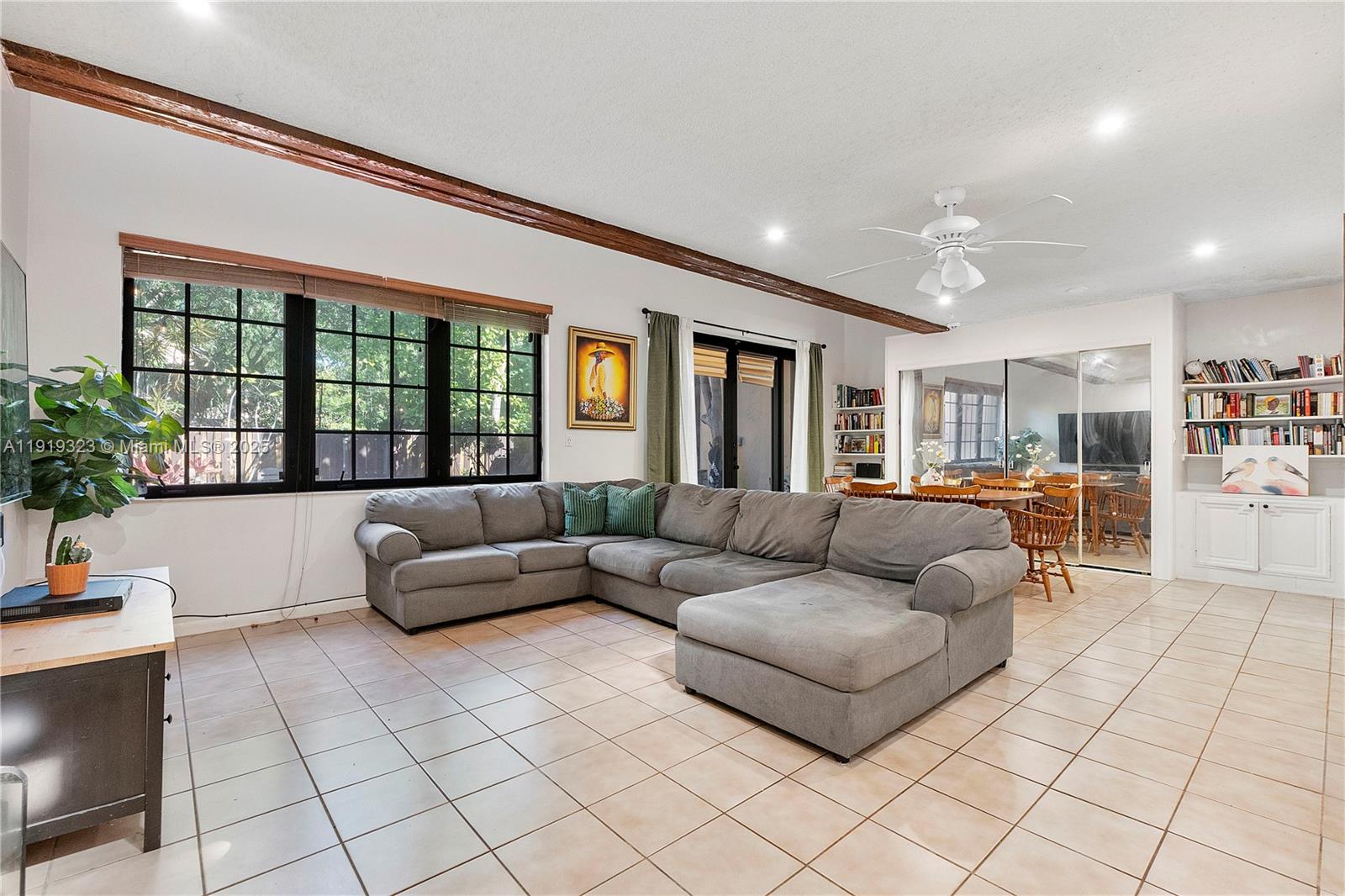 3413 S Atlanta Dr 3413