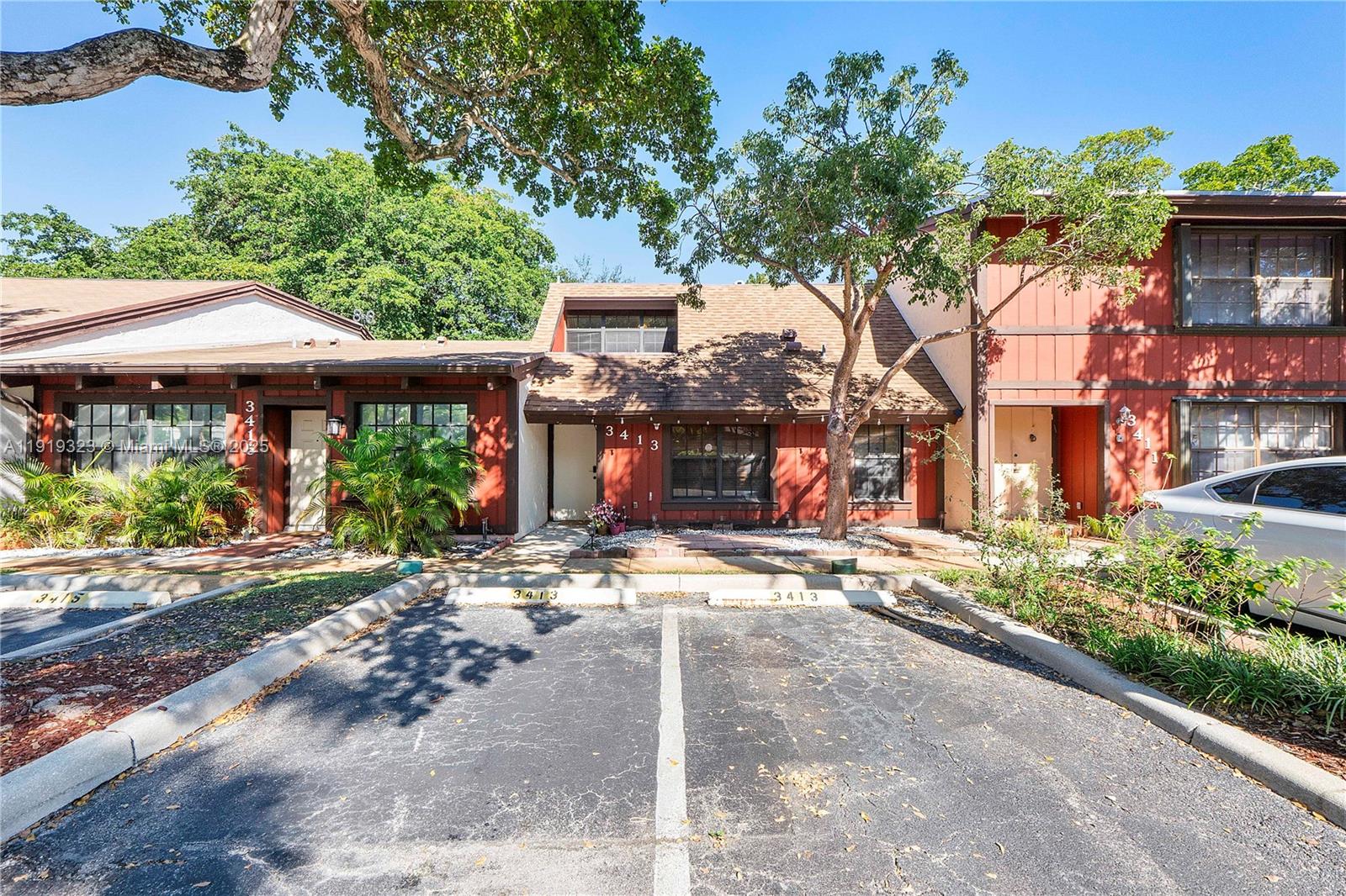 TAMERLANE - Residential