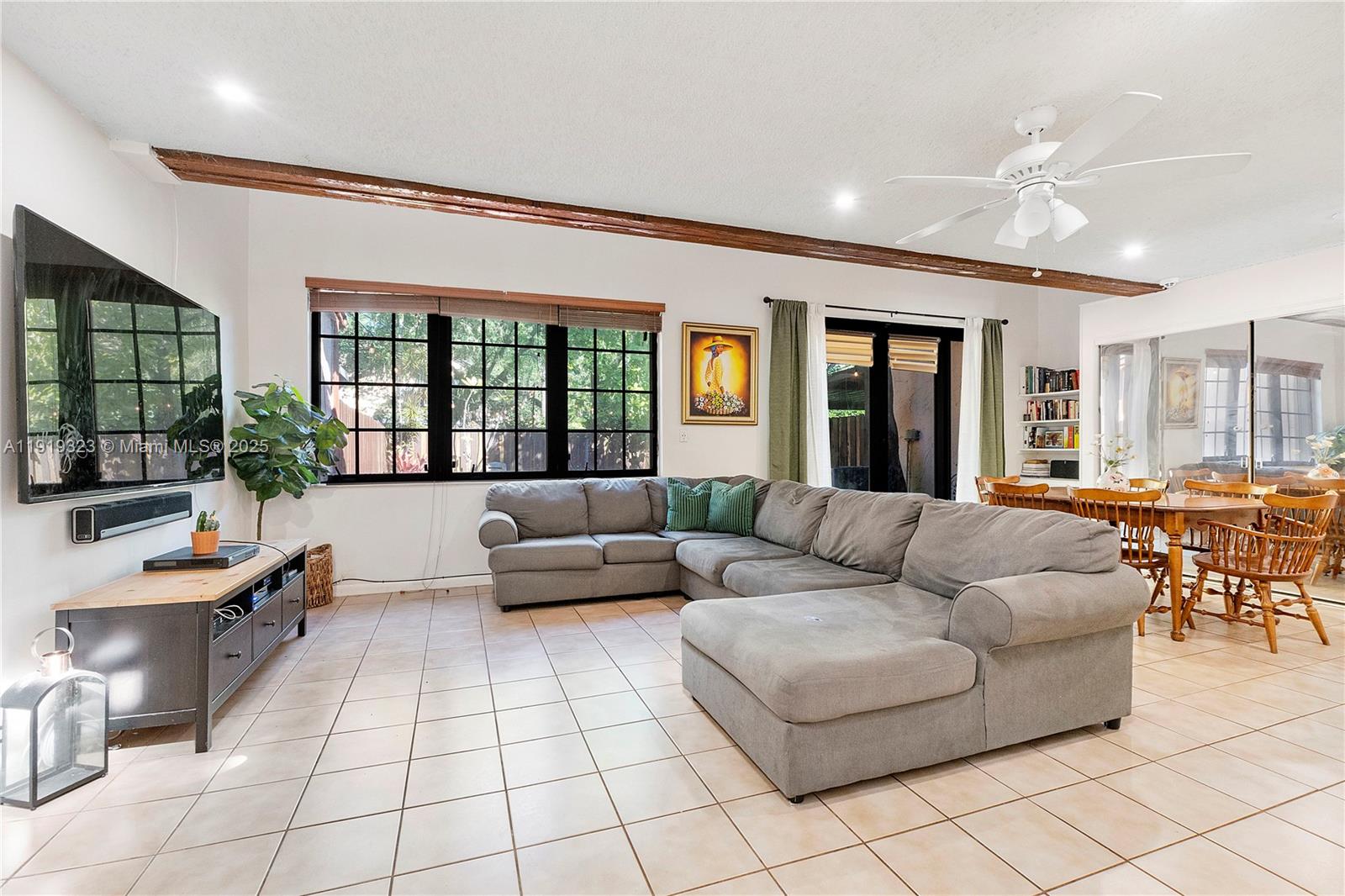 3413 S Atlanta Dr 3413