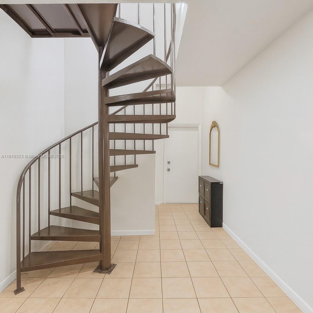 TAMERLANE - Residential