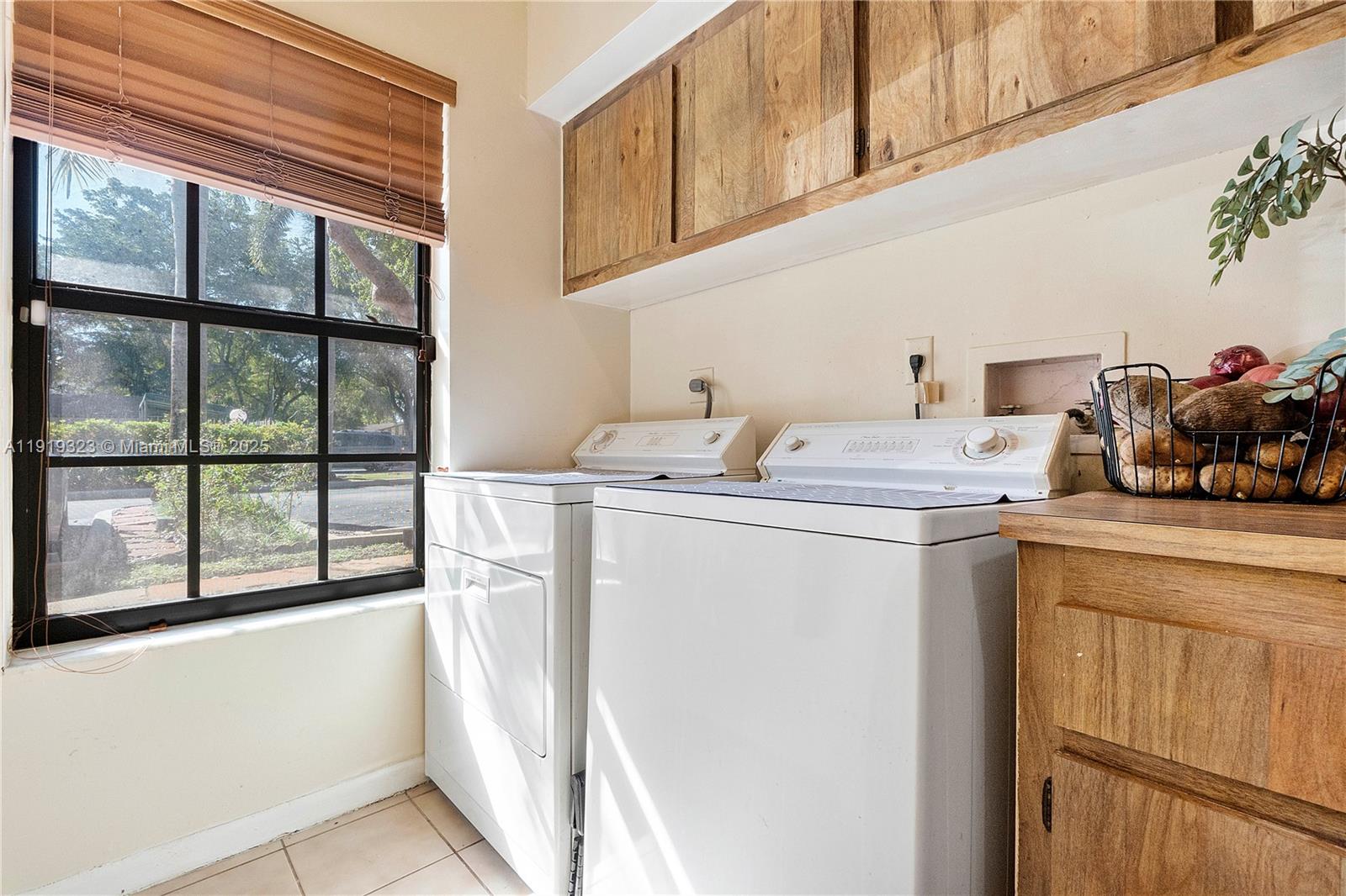 TAMERLANE - Residential