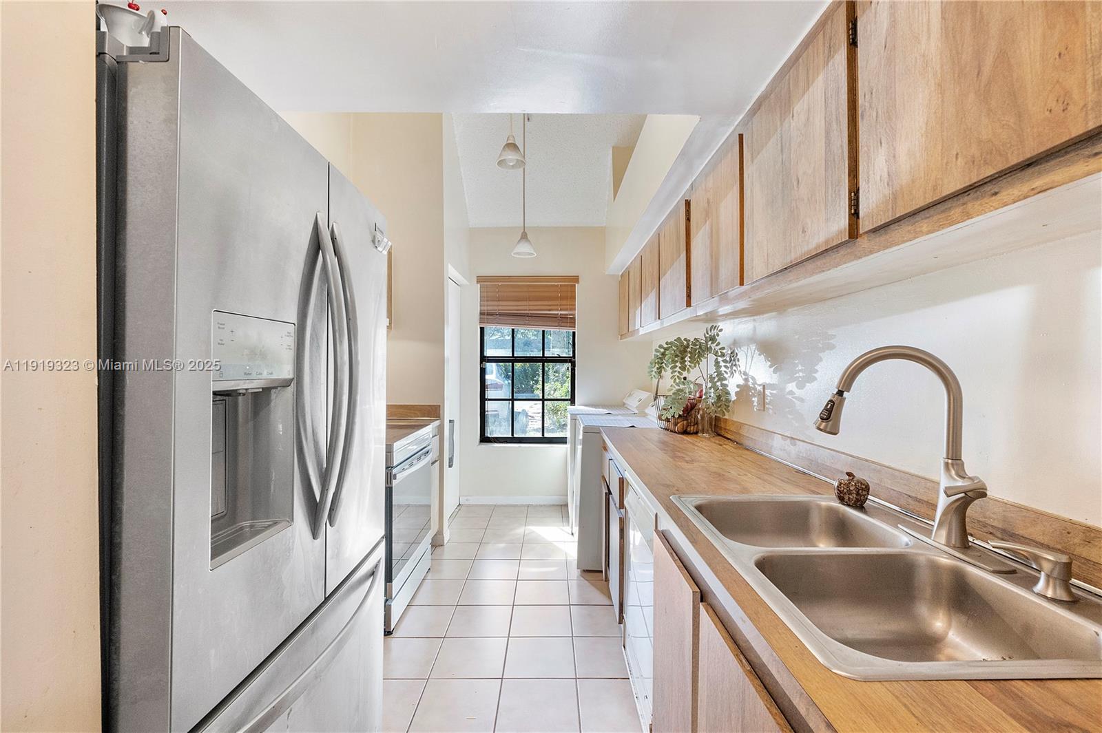 TAMERLANE - Residential