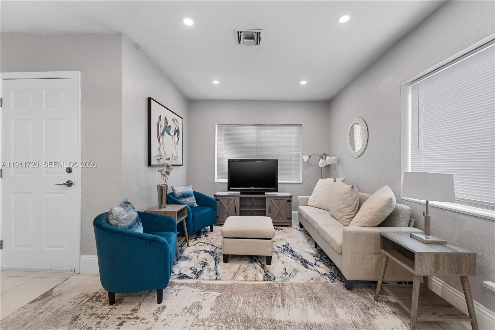 LIBERIA - Residential