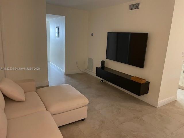 WESTLAND MANORS EAST COND - Residential Lease