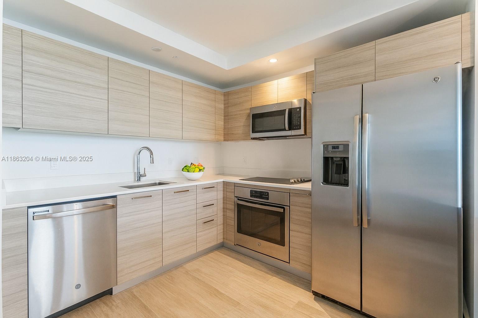 3401 MIDTOWN CONDO - Residential