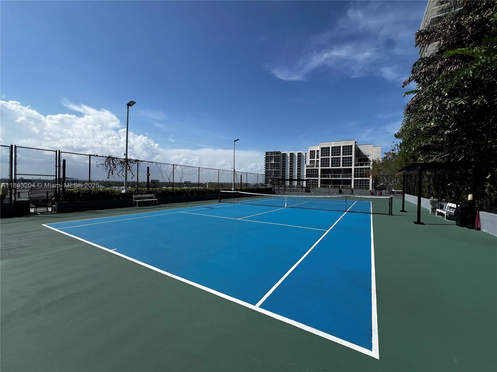 3401 MIDTOWN CONDO - Residential