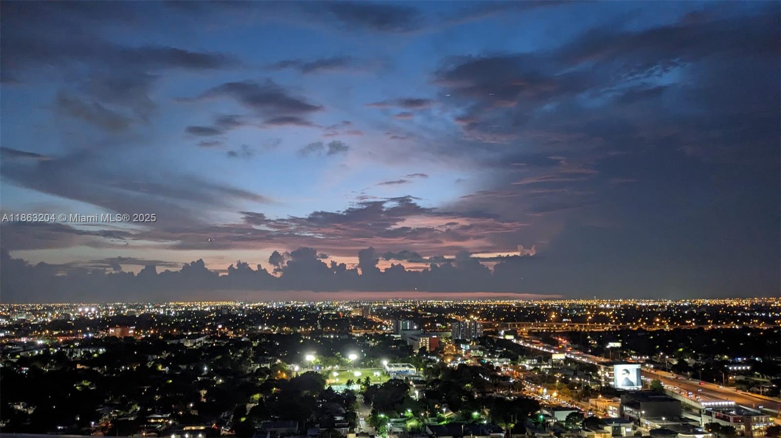 3401 MIDTOWN CONDO - Residential