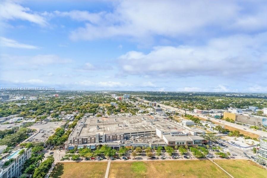 3401 MIDTOWN CONDO - Residential