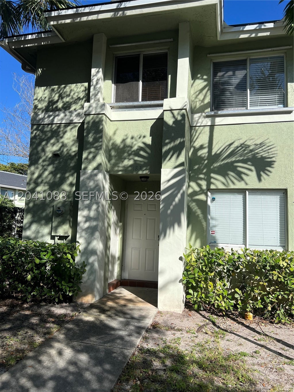 Photo of 183 Hidden Ct Rd #F-33, Hollywood, FL 33023 (MLS # A12041088)