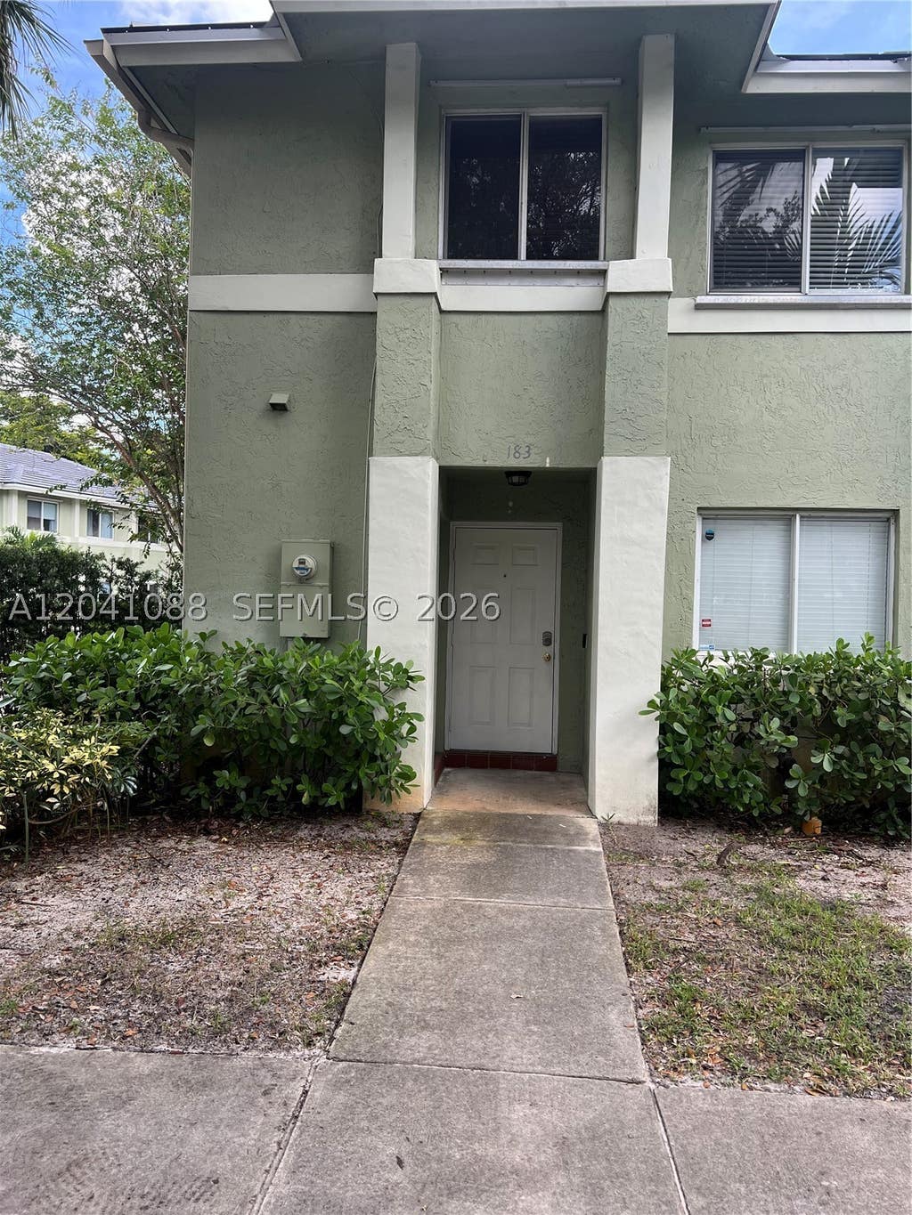 Photo of 183 Hidden Ct Rd #F-33, Hollywood, FL 33023 (MLS # A12041088)