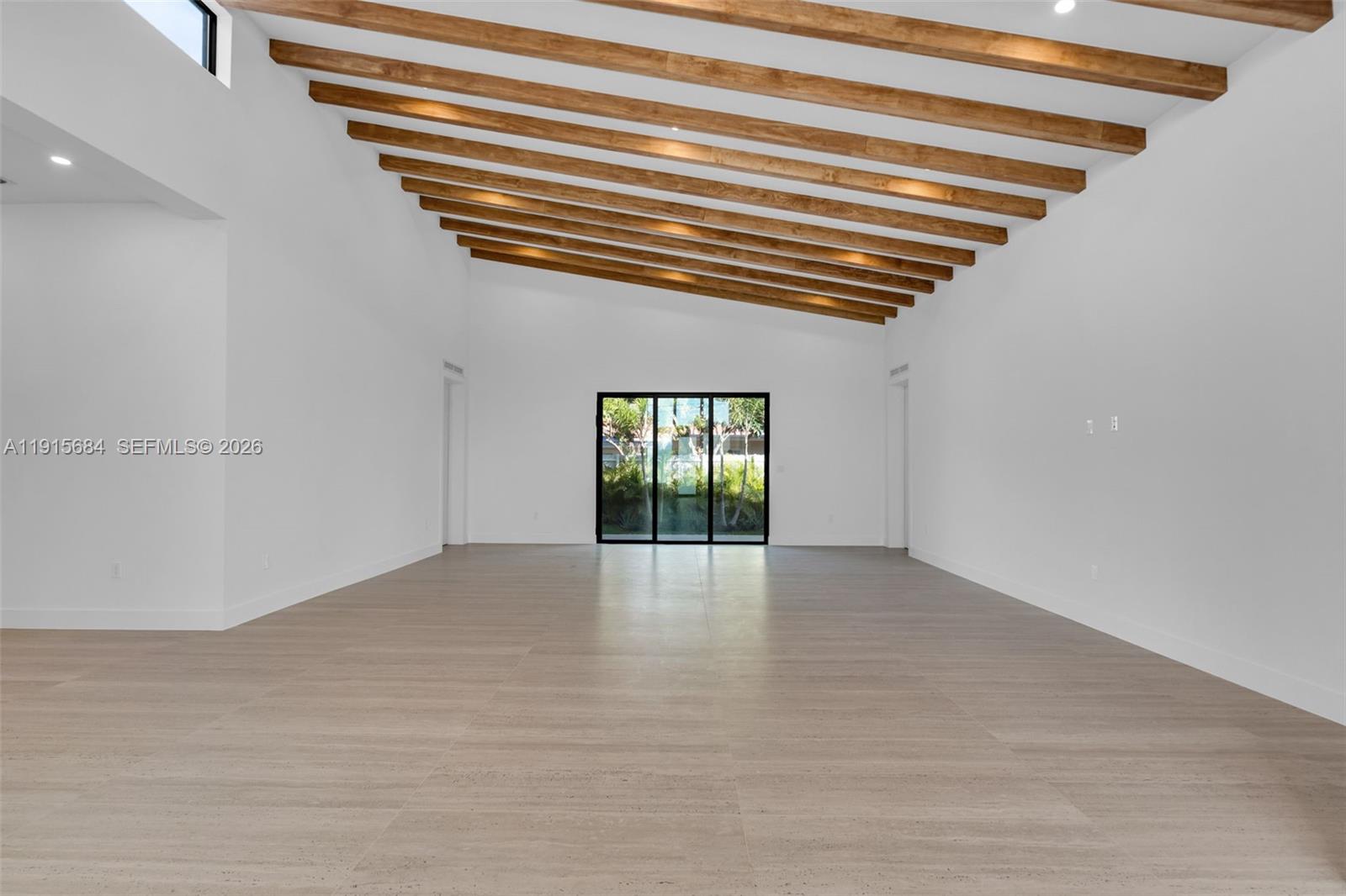 FLOYDS GROVES ESTATES - Residential