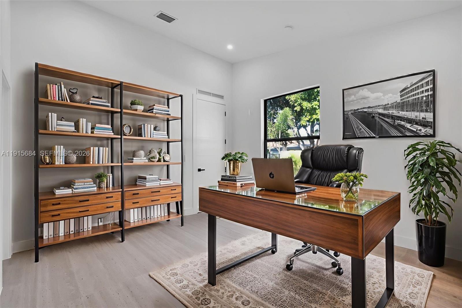 FLOYDS GROVES ESTATES - Residential