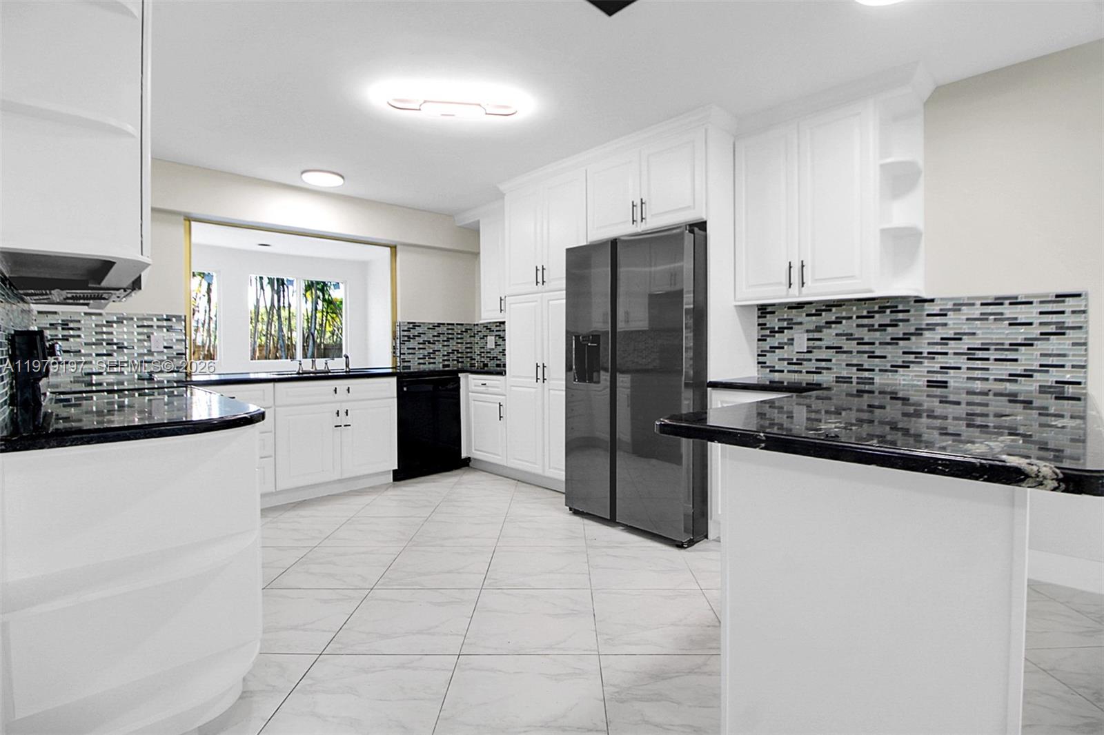 HOLLYWOOD HILLS SECOND AD - Residential Lease