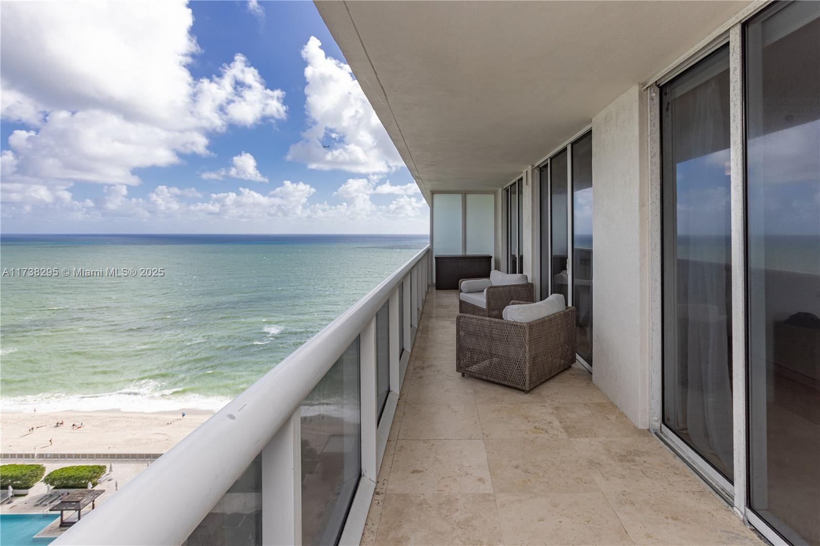 1830 S Ocean Dr 2108, Hallandale Beach, Broward County, Florida - 2 Bedrooms  
2 Bathrooms - 