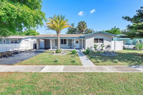 Photo of 2012 NW 11th Ave, Fort Lauderdale, FL 33311 (MLS # A11918572)